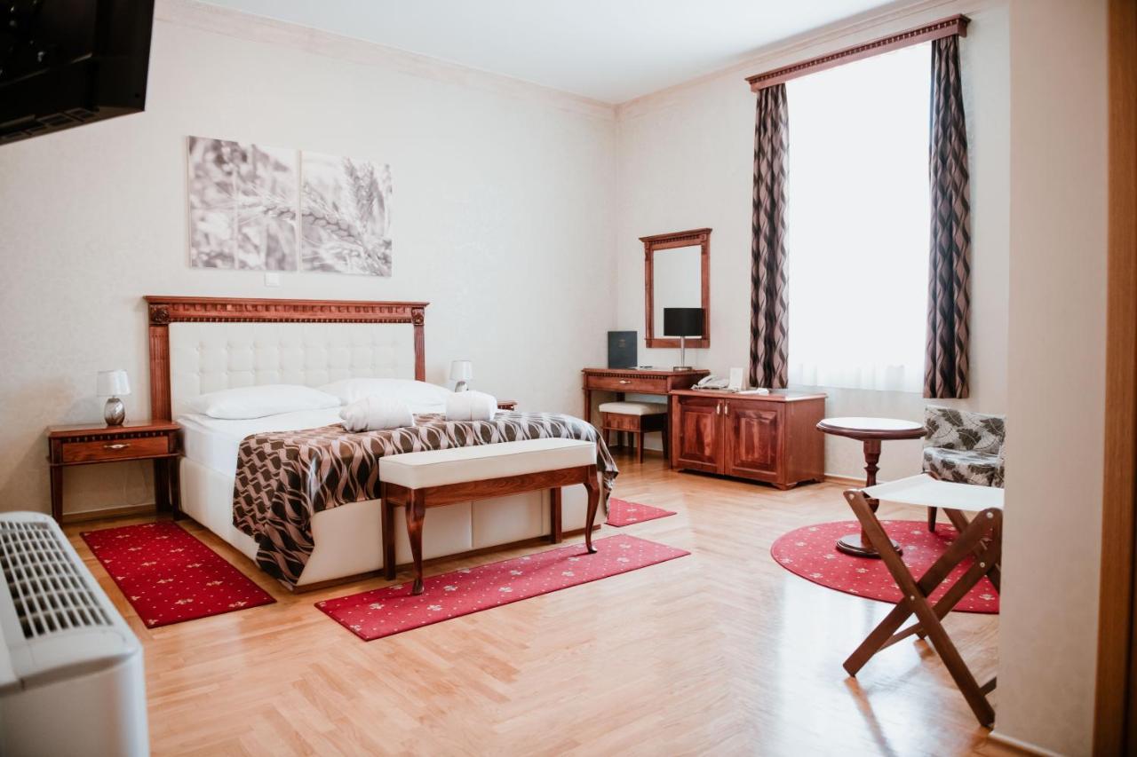 Hotel Kurija Jankovic Lukac 외부 사진