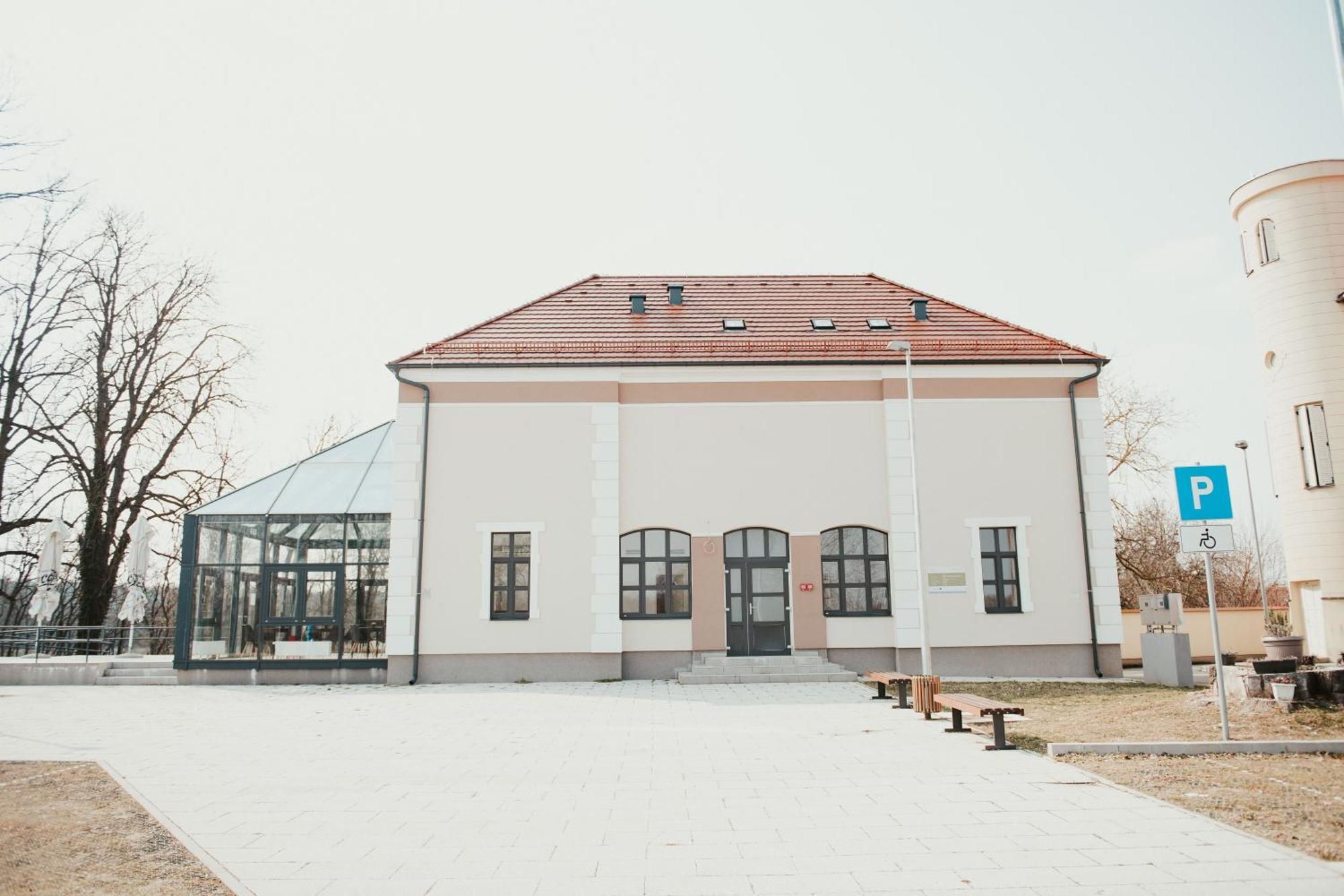 Hotel Kurija Jankovic Lukac 외부 사진